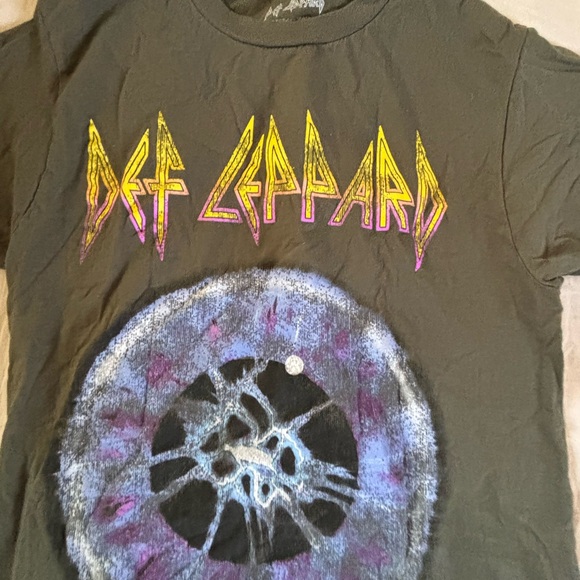 def leppard graphic band tee - Picture 2 of 3